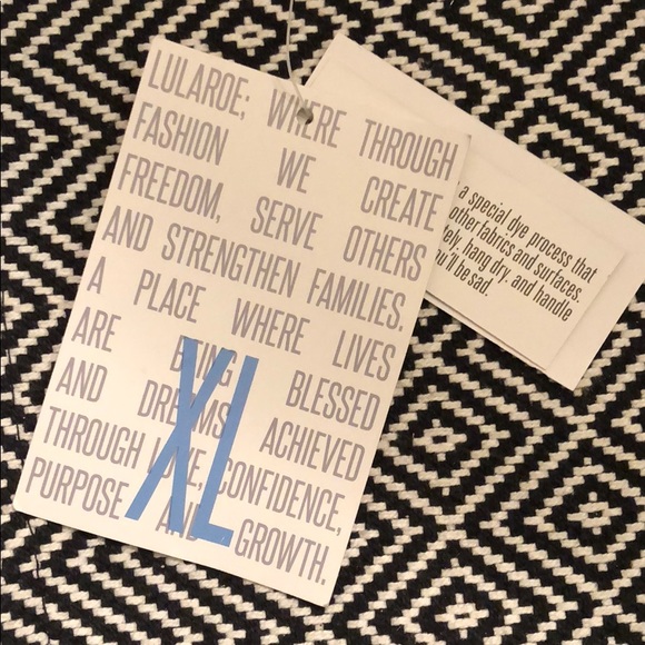 Lularoe Julia XL - Picture 6 of 8